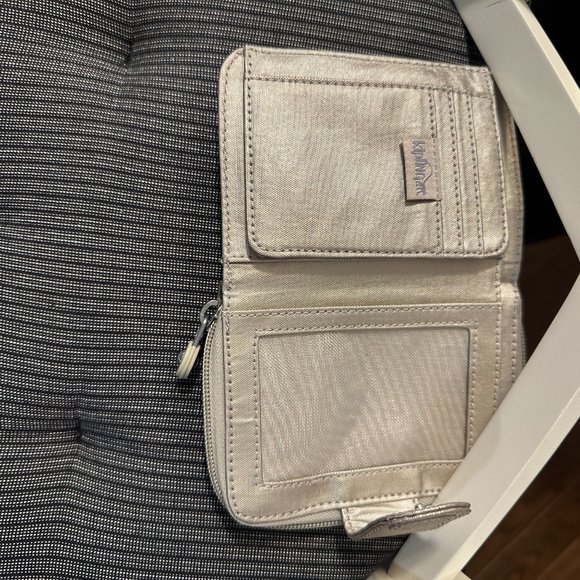 Kipling small wallet in gold - Picture 3 of 6